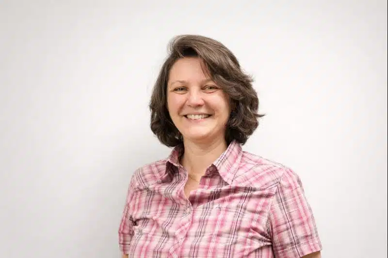 portrait de Frédérique Piou experte en automatisation et intelligence artificielle